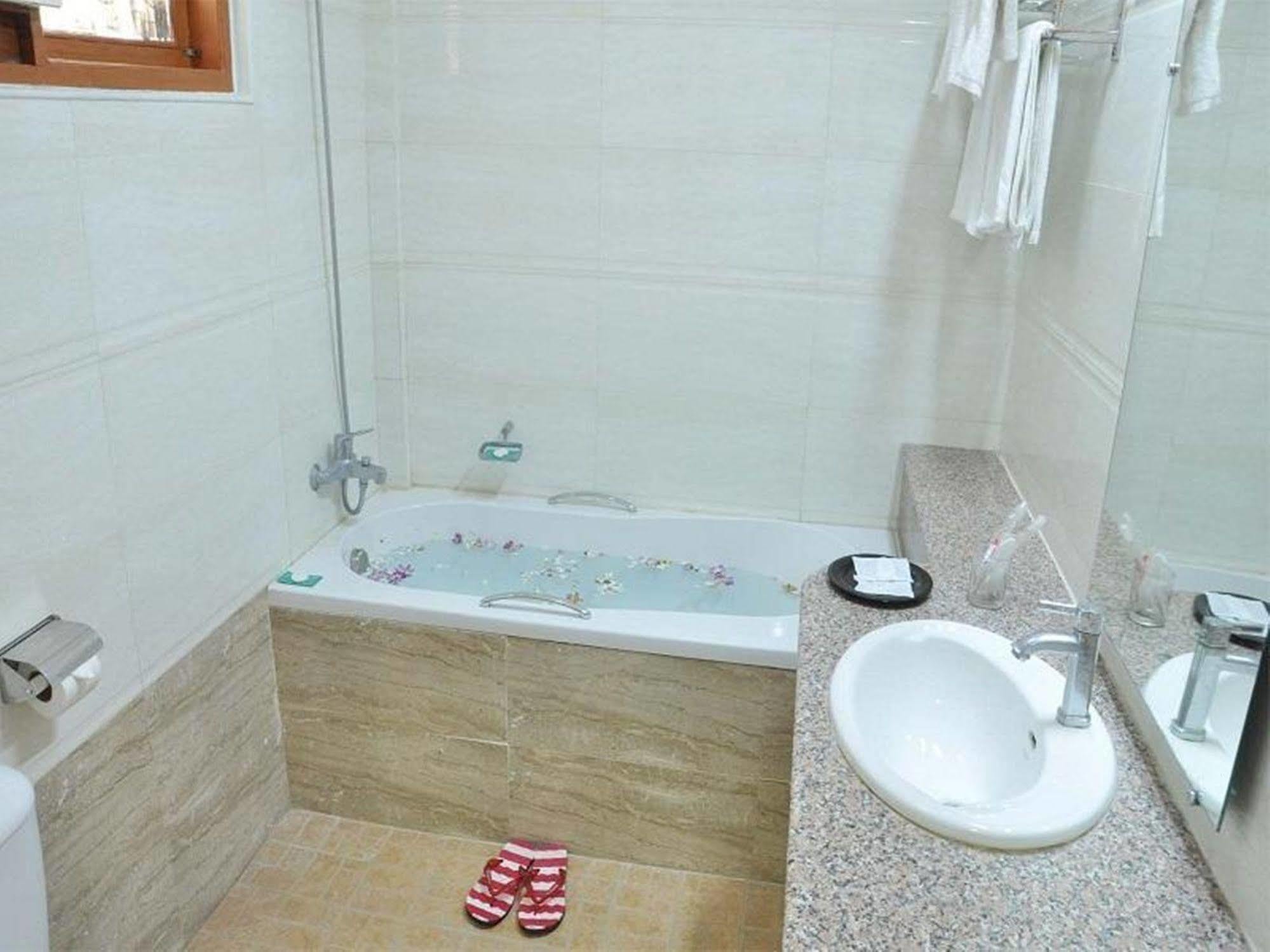 Green Land Motel Pagan Zewnętrze zdjęcie