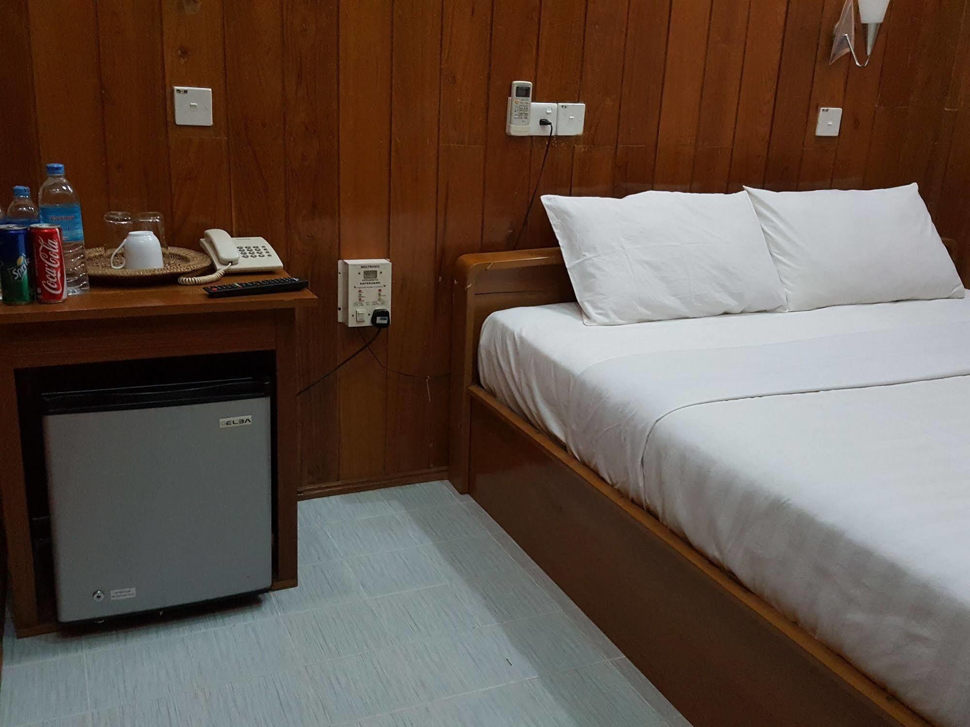 Green Land Motel Pagan Zewnętrze zdjęcie